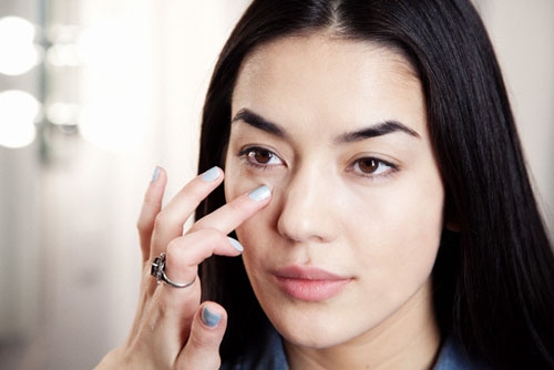 3 bước "make up" cho đôi mắt 1 mí đẹp hút hồn 3 3 bước "make up" cho đôi mắt 1 mí đẹp hút hồn 3
